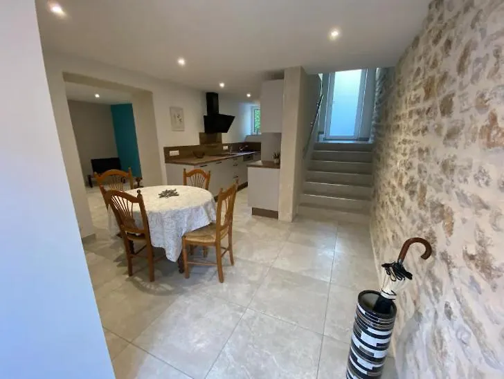 Maison Neuve Tout Confort, Deux Chambres Saint-Martin-du-Mont 0*,